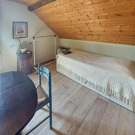 2 Bedroom In Allonnes *